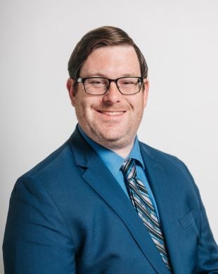 chad nolte headshot